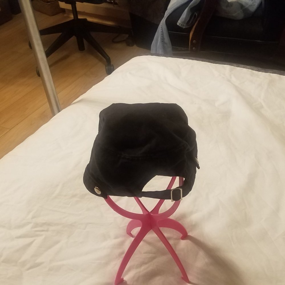 Puma hat - Picture 3 of 4